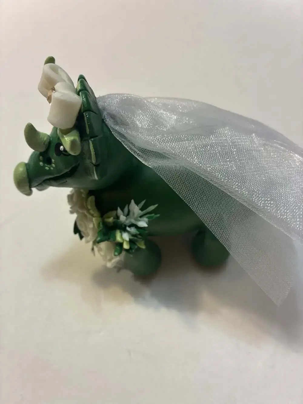 PerlillaPets Handmade Triceratops Wedding Cake Topper Set